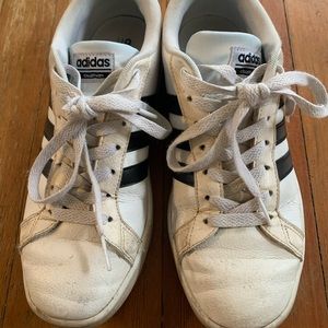 Women’s size 6.5 Adidas Neo White/black sneakers